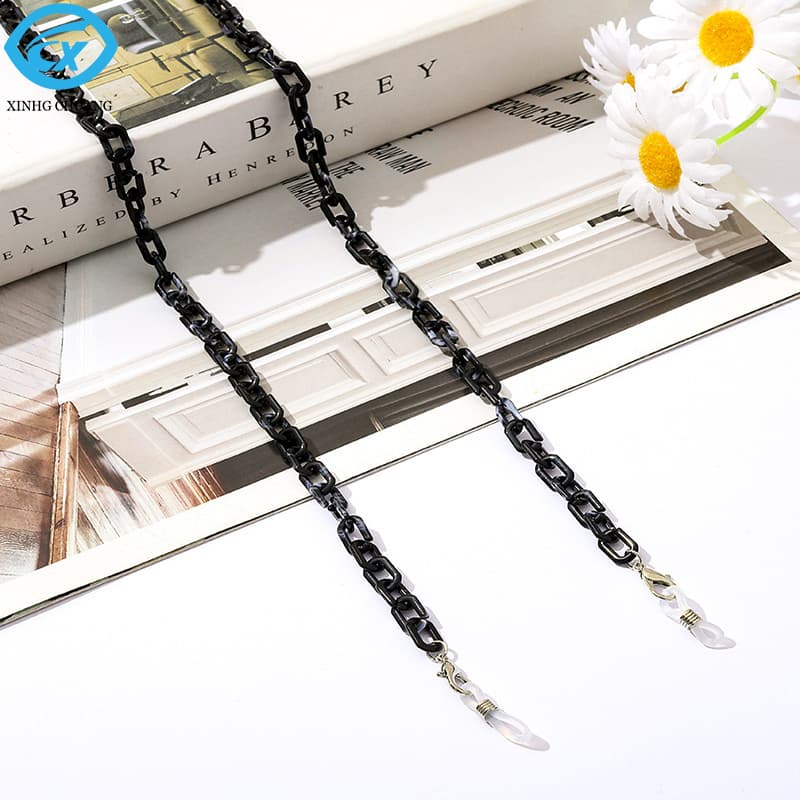 Daisy-Chain - Black